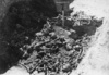 Eines der Gräber, die während der Exhumierung in Majdanek (KL Lublin) aufgedeckt wurden; Herbst 1944 (AIPN)